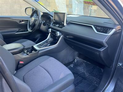 2019 Toyota RAV4 Hybrid XLE   - Photo 27 - Sacramento, CA 95825