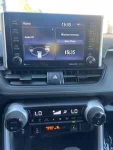 2019 Toyota RAV4 Hybrid XLE   - Photo 38 - Sacramento, CA 95825