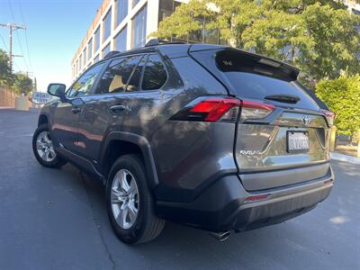 2019 Toyota RAV4 Hybrid XLE   - Photo 6 - Sacramento, CA 95825