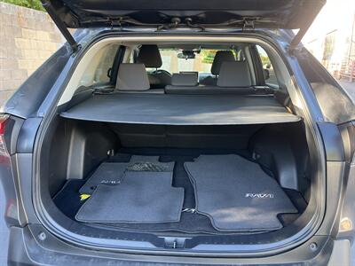2019 Toyota RAV4 Hybrid XLE   - Photo 23 - Sacramento, CA 95825