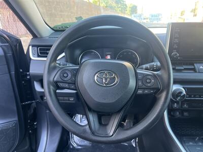 2019 Toyota RAV4 Hybrid XLE   - Photo 18 - Sacramento, CA 95825