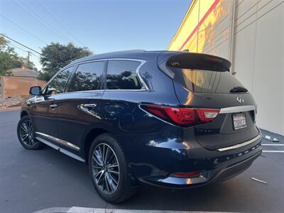 2017 INFINITI QX60   - Photo 6 - Sacramento, CA 95825