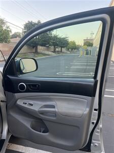 2010 Toyota Tacoma   - Photo 21 - Sacramento, CA 95825