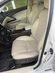 2010 Lexus IS 250   - Photo 11 - Sacramento, CA 95825