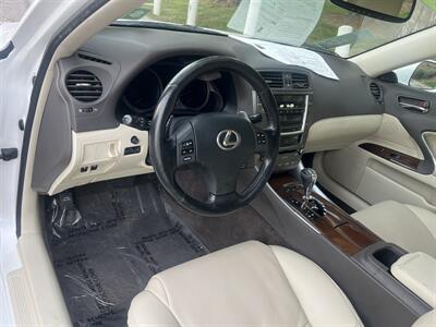 2010 Lexus IS 250   - Photo 12 - Sacramento, CA 95825