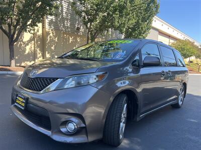 2012 Toyota Sienna SE 8-Passenger   - Photo 4 - Sacramento, CA 95825