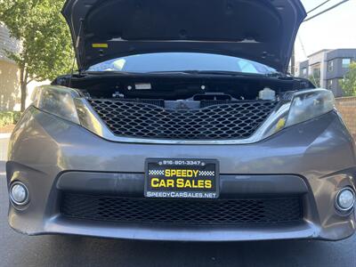 2012 Toyota Sienna SE 8-Passenger   - Photo 32 - Sacramento, CA 95825