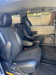 2012 Toyota Sienna SE 8-Passenger   - Photo 26 - Sacramento, CA 95825
