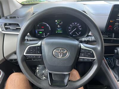 2021 Toyota Sienna LE 8-Passenger   - Photo 33 - Sacramento, CA 95825