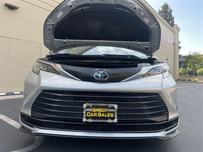 2021 Toyota Sienna LE 8-Passenger   - Photo 30 - Sacramento, CA 95825