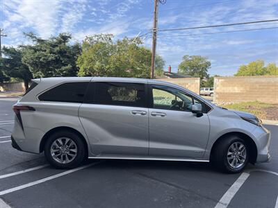 2021 Toyota Sienna LE 8-Passenger   - Photo 10 - Sacramento, CA 95825