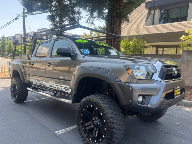 2015 Toyota Tacoma PreRunner V6 - Photo 1 - Sacramento, CA 95825