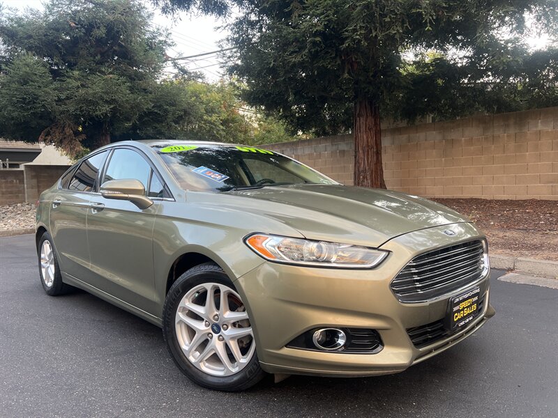 2013 Ford Fusion SE