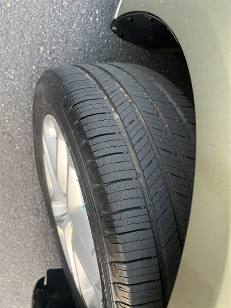 2013 Ford Fusion SE photo 22