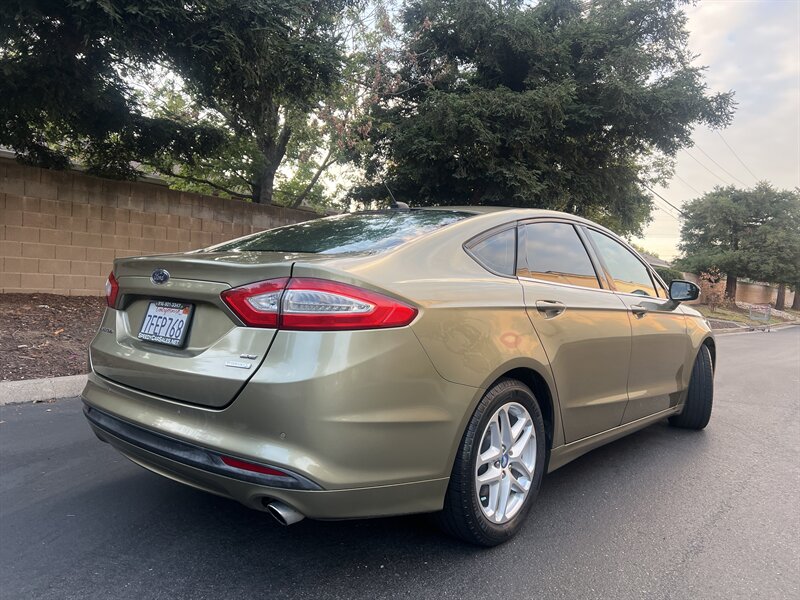 2013 Ford Fusion SE photo 6