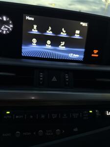 2019 Lexus ES F SPORT - Photo 26 - Sacramento, CA 95825