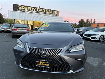 2019 Lexus ES F SPORT - Photo 2 - Sacramento, CA 95825