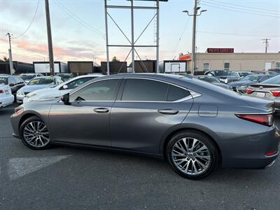 2019 Lexus ES F SPORT - Photo 4 - Sacramento, CA 95825