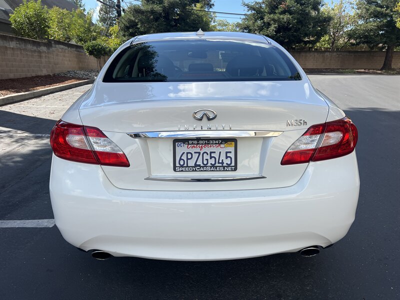 2012 Infiniti M35h photo 4