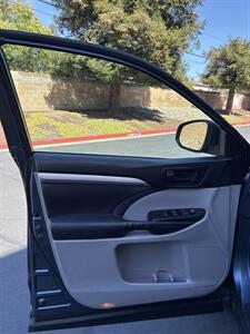 2014 Toyota Highlander LE Plus - Photo 13 - Sacramento, CA 95825