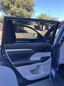2014 Toyota Highlander LE Plus - Photo 14 - Sacramento, CA 95825