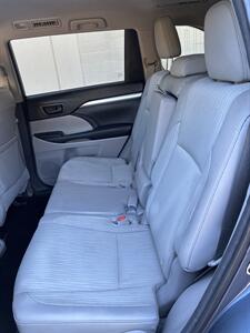 2014 Toyota Highlander LE Plus - Photo 15 - Sacramento, CA 95825
