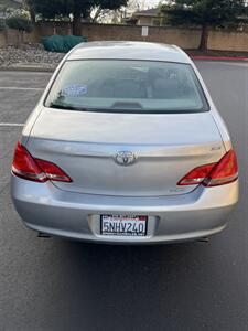 2005 Toyota Avalon XLS   - Photo 8 - Sacramento, CA 95825