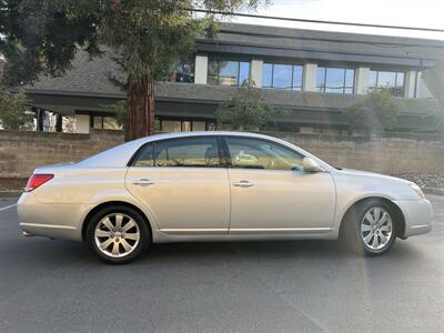2005 Toyota Avalon XLS   - Photo 10 - Sacramento, CA 95825