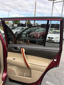 2010 Toyota Highlander Limited - Photo 28 - Sacramento, CA 95825