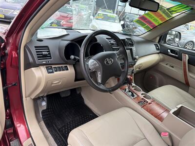 2010 Toyota Highlander Limited - Photo 12 - Sacramento, CA 95825