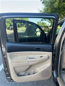 2009 Toyota Tacoma PreRunner V6   - Photo 14 - Sacramento, CA 95825