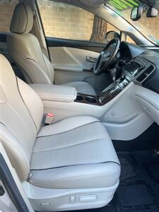 2011 Toyota Venza FWD V6 - Photo 23 - Sacramento, CA 95825