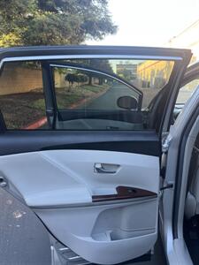 2011 Toyota Venza FWD V6 - Photo 14 - Sacramento, CA 95825