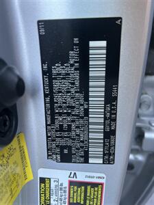 2011 Toyota Venza FWD V6 - Photo 19 - Sacramento, CA 95825
