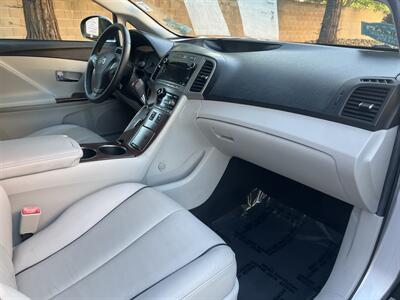 2011 Toyota Venza FWD V6 - Photo 24 - Sacramento, CA 95825