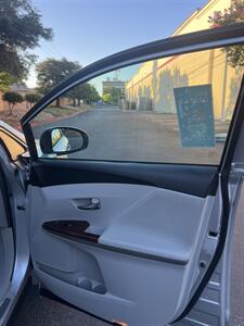 2011 Toyota Venza FWD V6 - Photo 26 - Sacramento, CA 95825