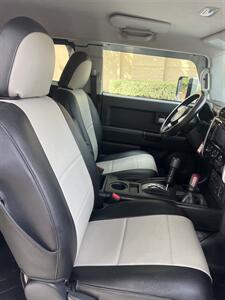 2010 Toyota FJ Cruiser - Photo 21 - Sacramento, CA 95825