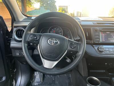 2015 Toyota RAV4 XLE   - Photo 17 - Sacramento, CA 95825