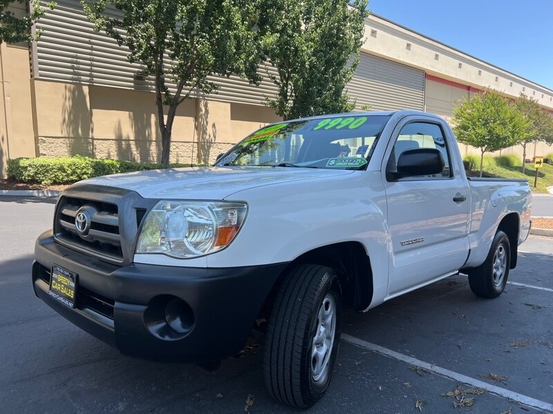 2010 Toyota Tacoma photo 2