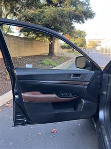 2014 Subaru Outback 2.5i Limited   - Photo 13 - Sacramento, CA 95825