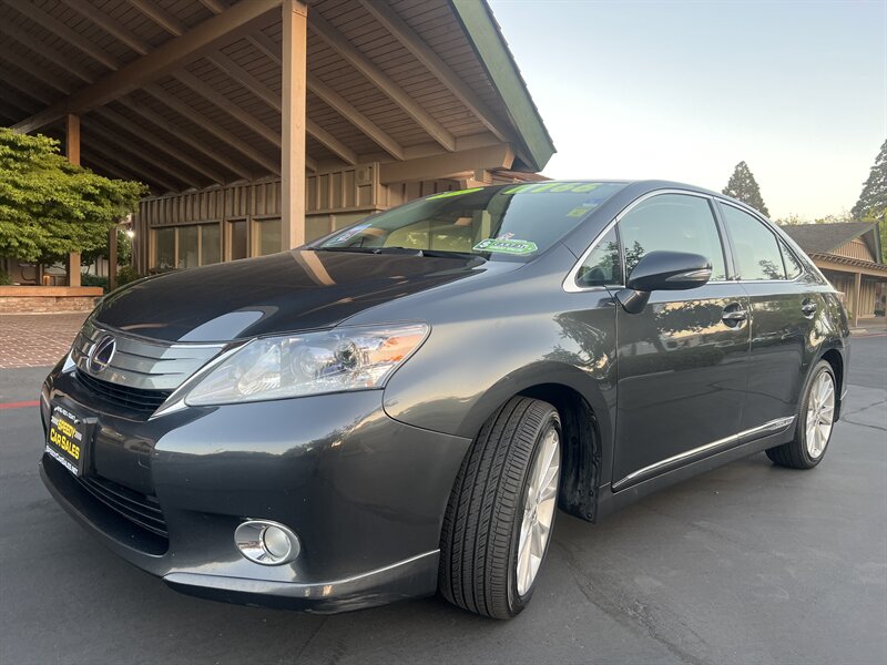 2011 Lexus HS 250h photo 4