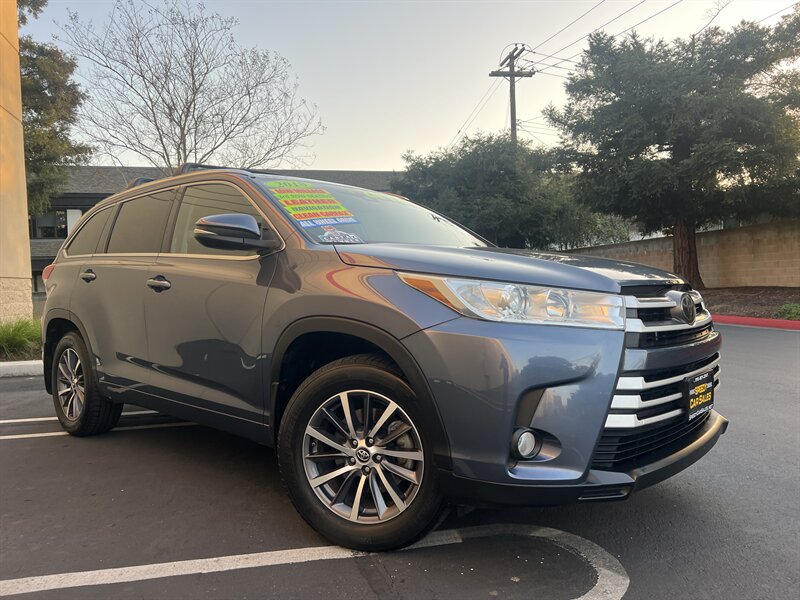 2018 Toyota Highlander XLE  