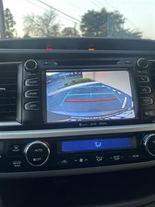 2018 Toyota Highlander XLE   - Photo 29 - Sacramento, CA 95825