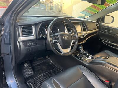 2018 Toyota Highlander XLE   - Photo 10 - Sacramento, CA 95825