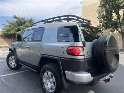 2010 Toyota FJ Cruiser   - Photo 6 - Sacramento, CA 95825