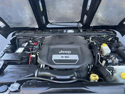2015 Jeep Wrangler Sahara   - Photo 31 - Sacramento, CA 95825