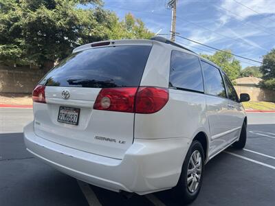 2009 Toyota Sienna LE 7-Passenger - Photo 3 - Sacramento, CA 95825
