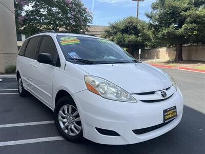 2009 Toyota Sienna LE 7-Passenger - Photo 1 - Sacramento, CA 95825