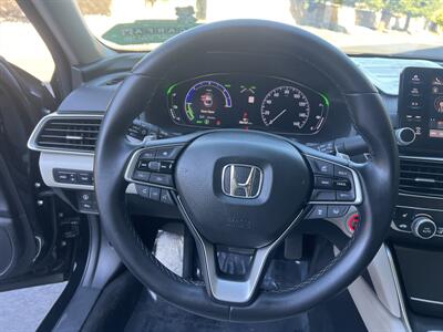 2018 Honda Accord Hybrid Touring   - Photo 17 - Sacramento, CA 95825