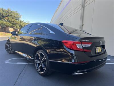 2018 Honda Accord Hybrid Touring   - Photo 6 - Sacramento, CA 95825